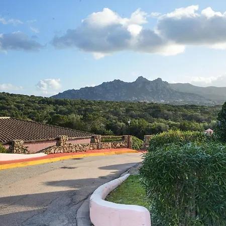 Cala Del Faro House *